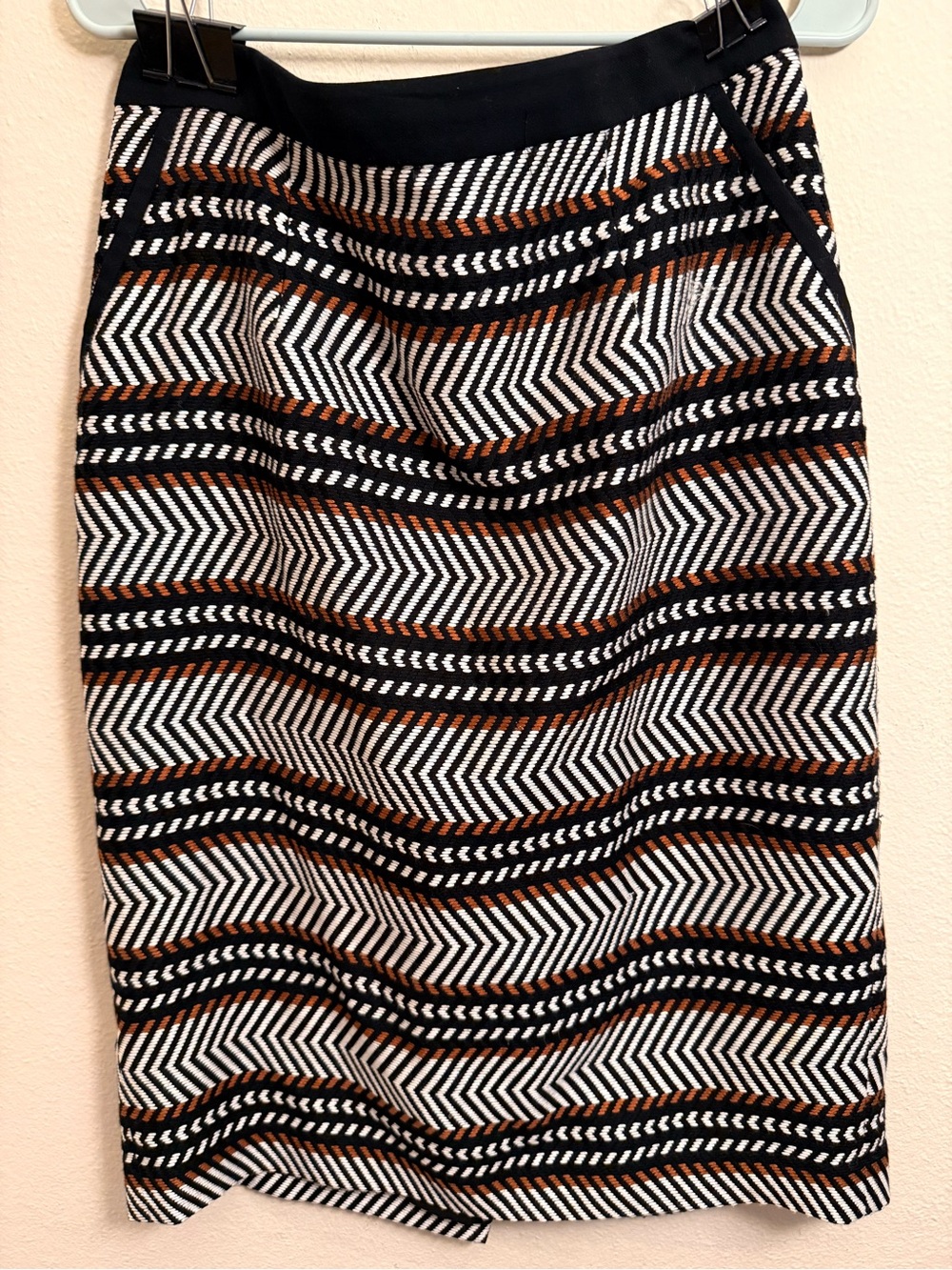 Badgley Mischka Black, White & Brown Chevron Pencil Skirt